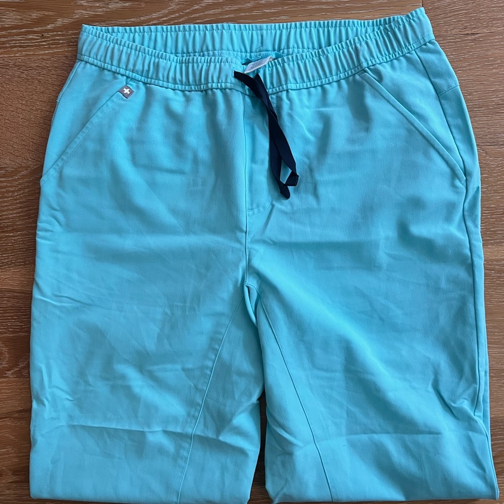 Figs Men’s scrub bottom joggers Size Medium
